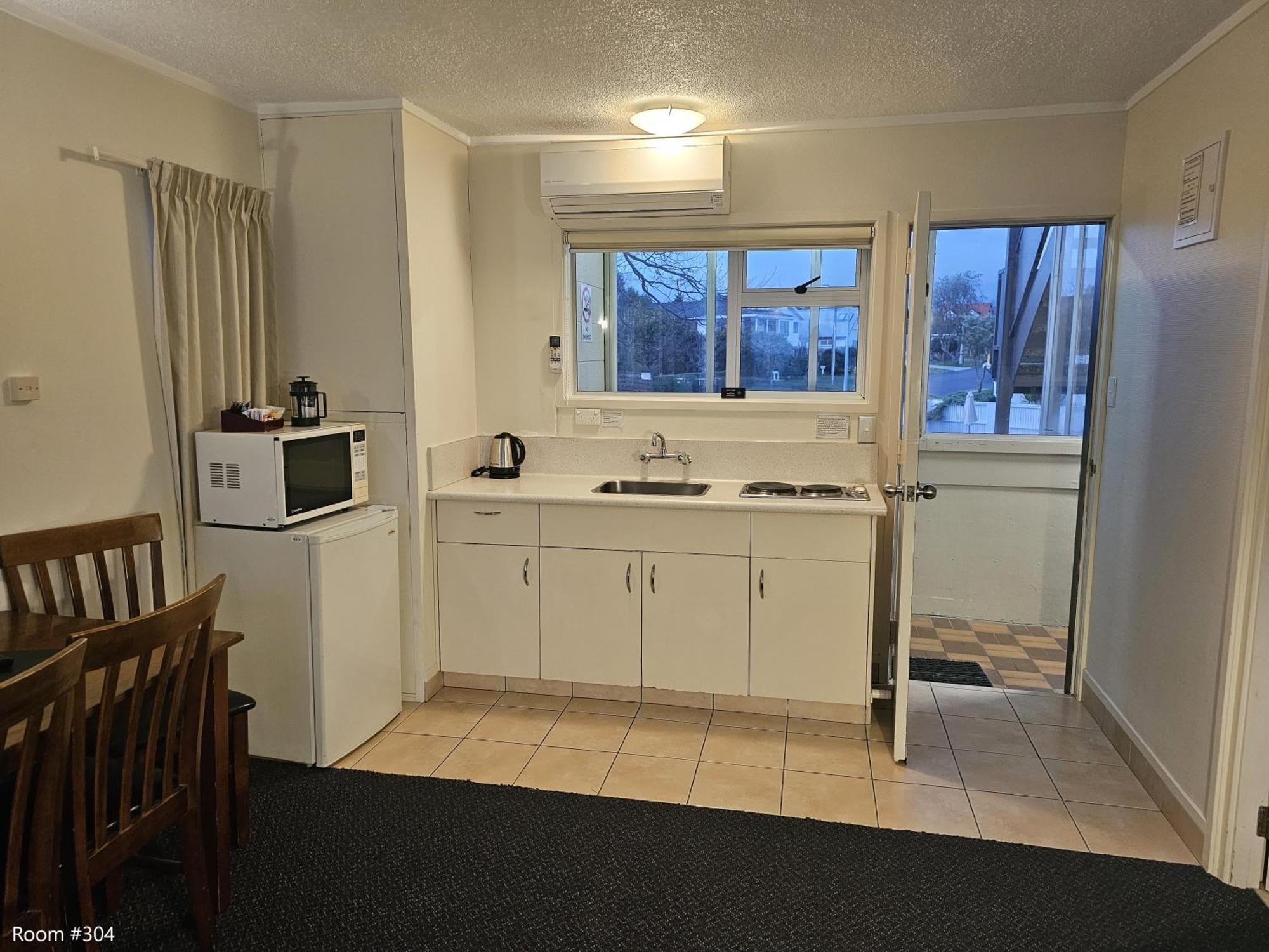 Tui Oaks Motel Taupomeer Buitenkant foto